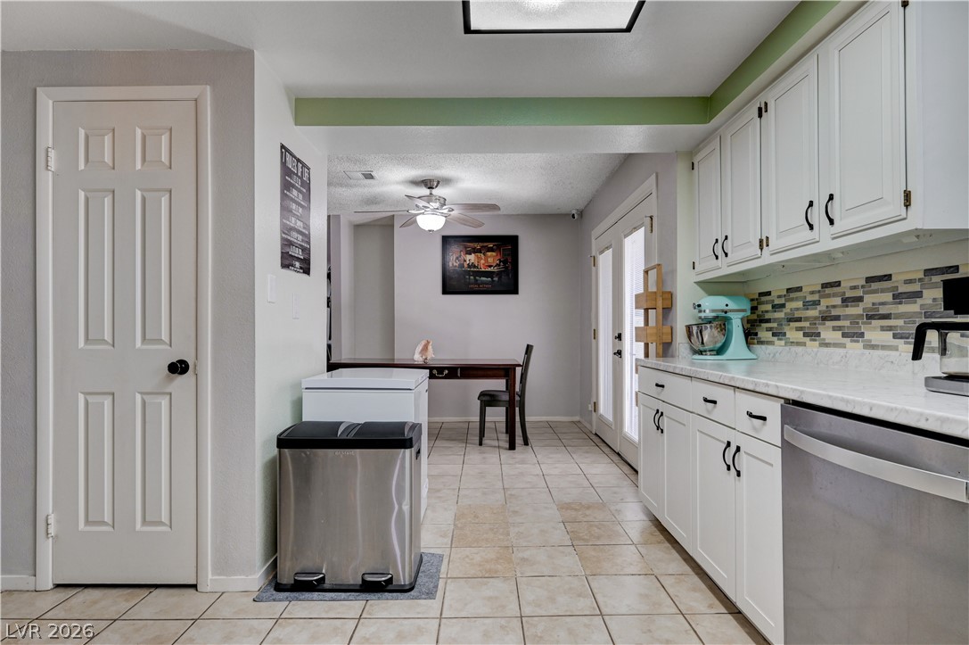 3928 Edgemoor Way