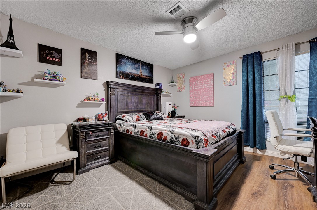 3928 Edgemoor Way
