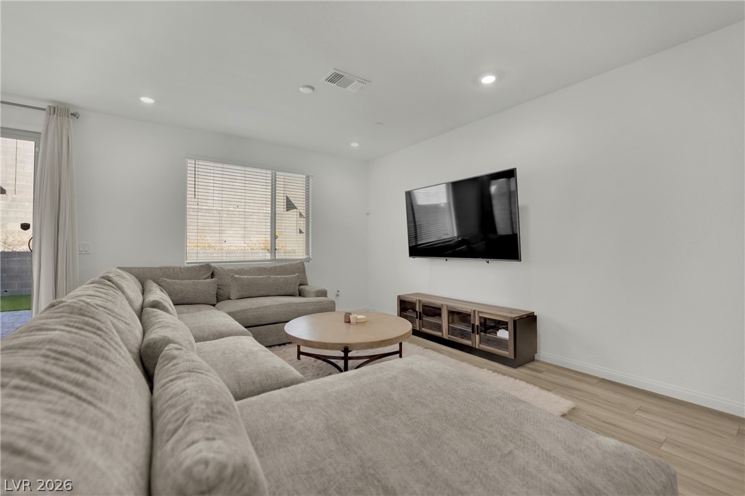 1535 Pacific Baza Street