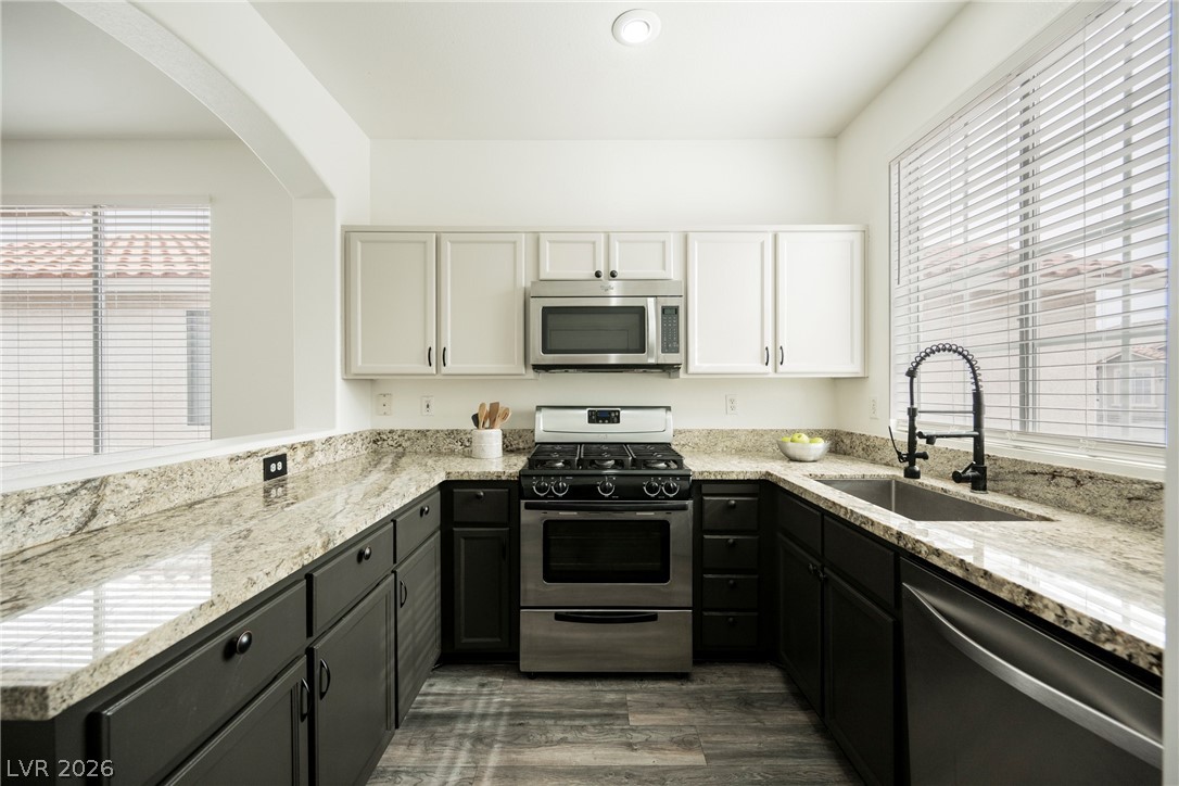 1080 Sweeping Ivy Court