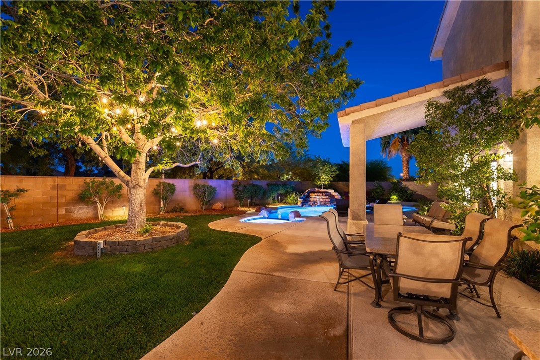 2840 Thicket Willow Street