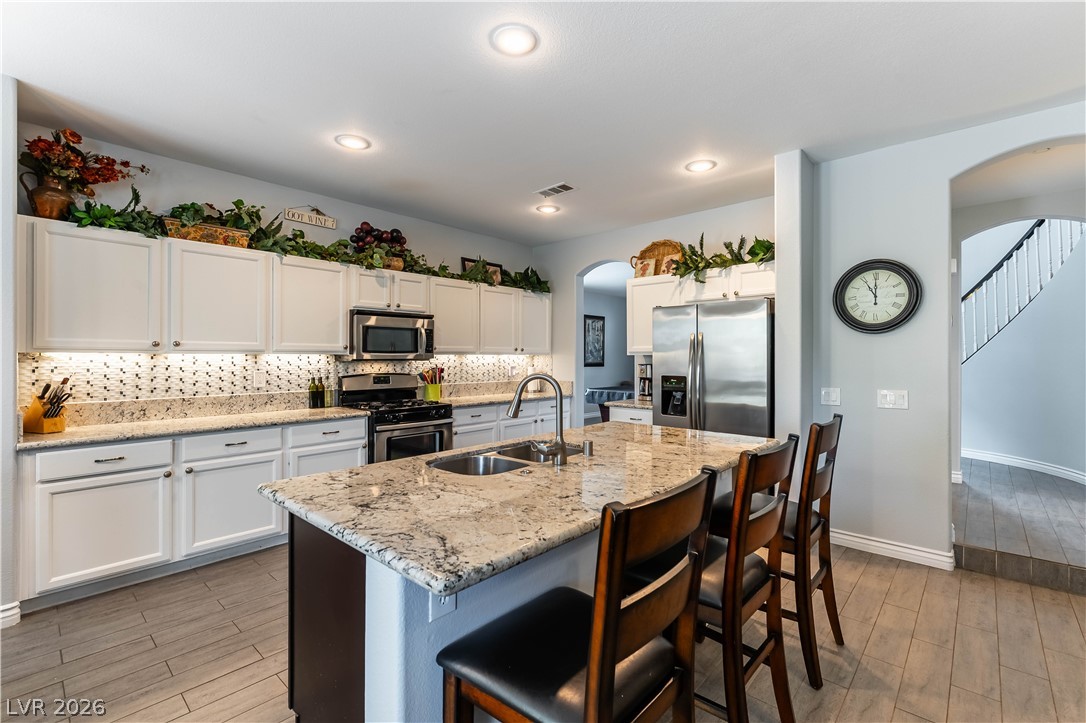 2840 Thicket Willow Street