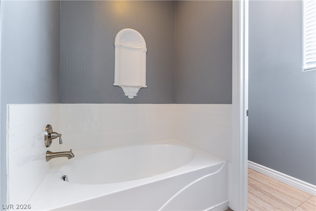 2840 Thicket Willow Street