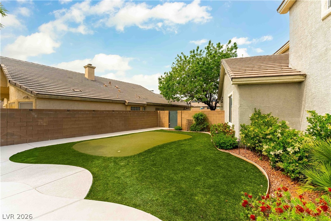 2840 Thicket Willow Street