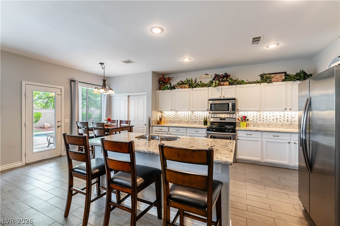 2840 Thicket Willow Street