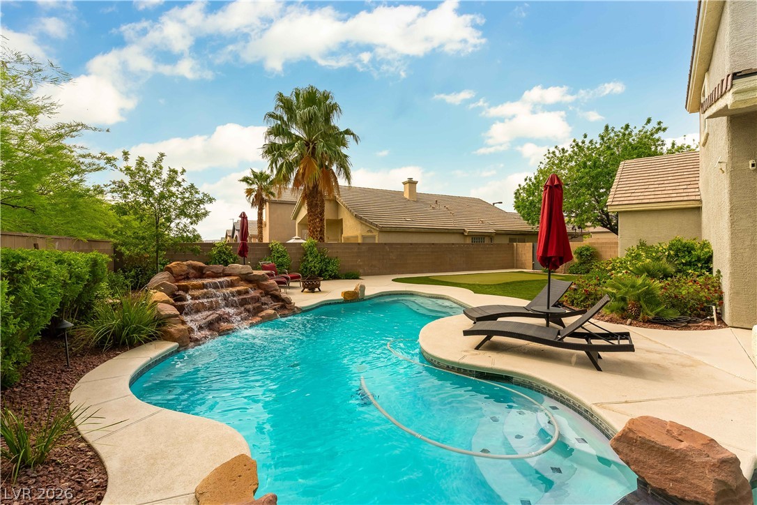 2840 Thicket Willow Street