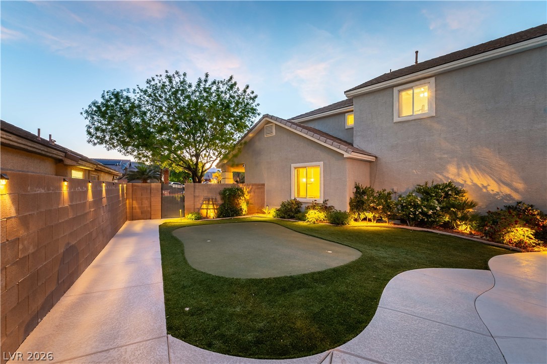 2840 Thicket Willow Street