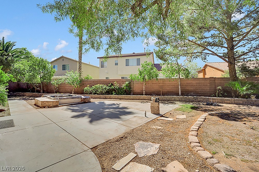 2537 Carmona Circle