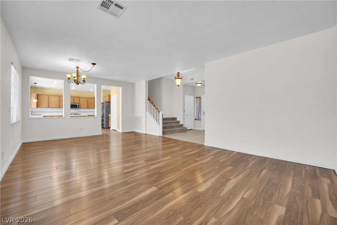 2537 Carmona Circle