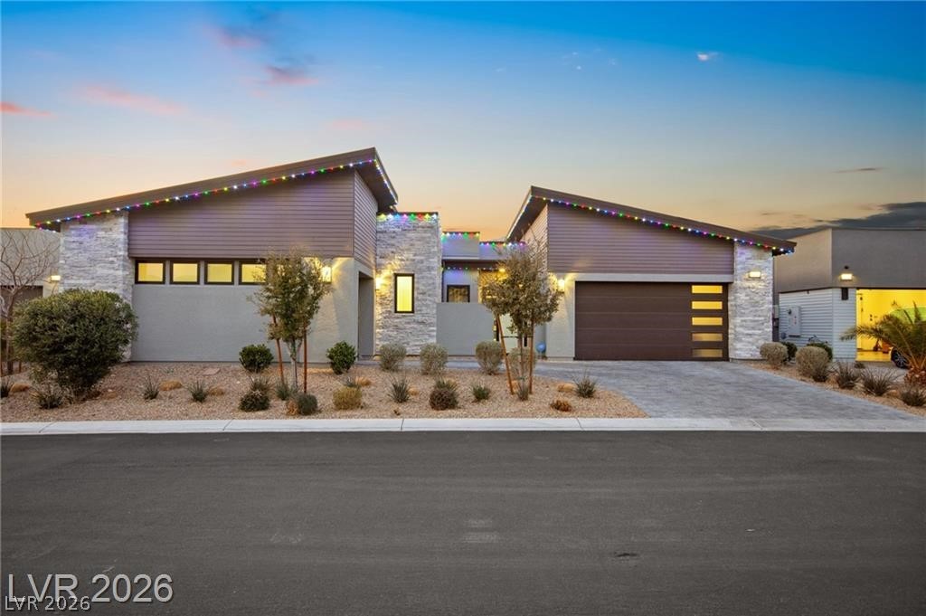 803 Bolide Street