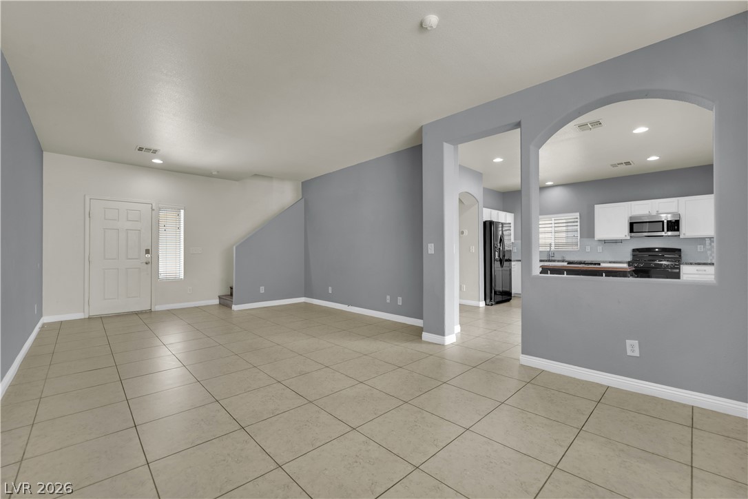 6704 Crystal Run Lane