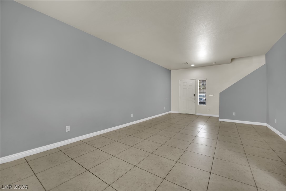 6704 Crystal Run Lane