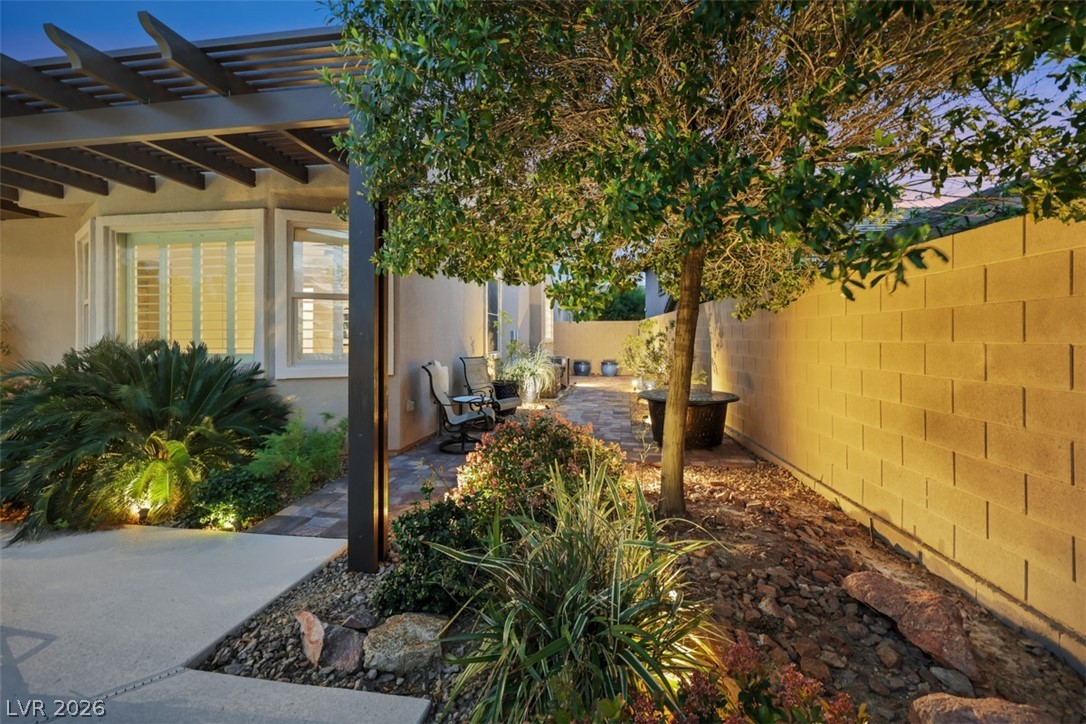 2172 Pont National Drive