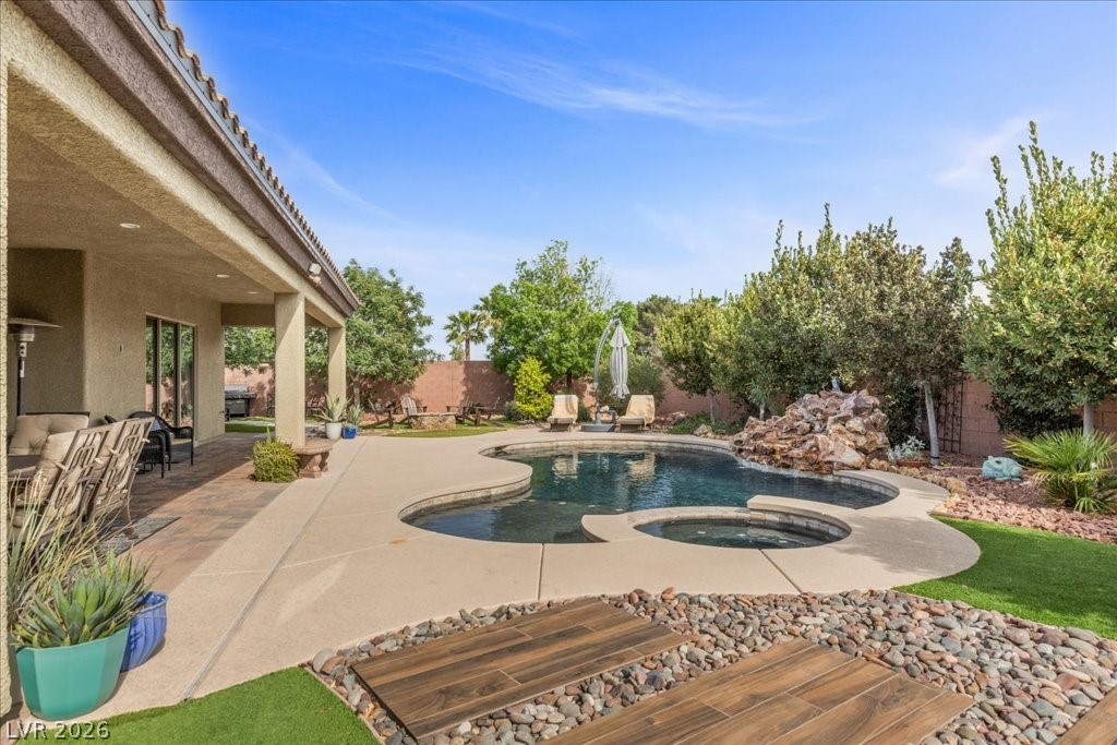 8753 Kendall Brook Circle