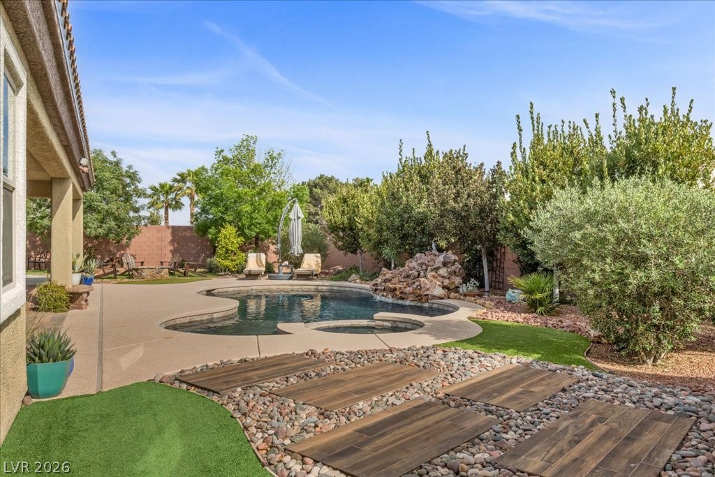 8753 Kendall Brook Circle