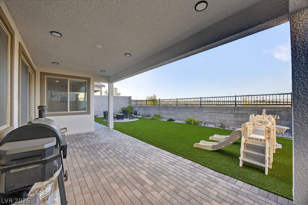 10255 Vonbulin Avenue