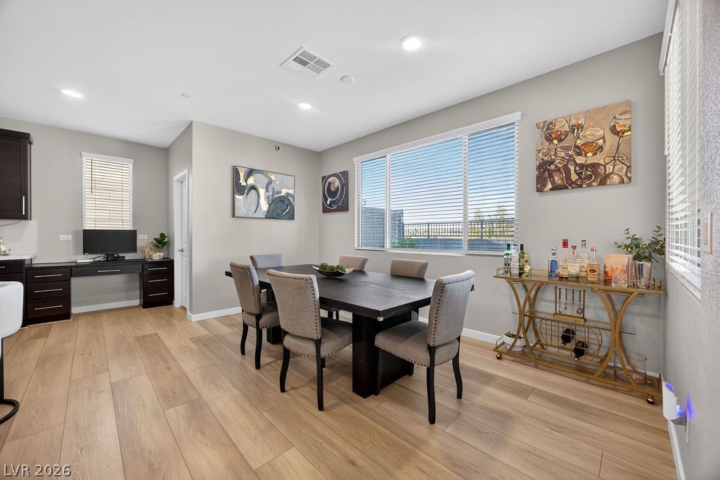 10255 Vonbulin Avenue