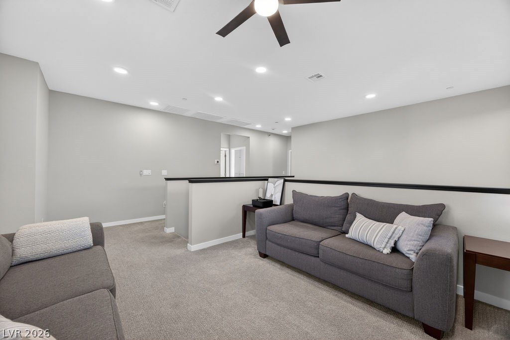 10255 Vonbulin Avenue