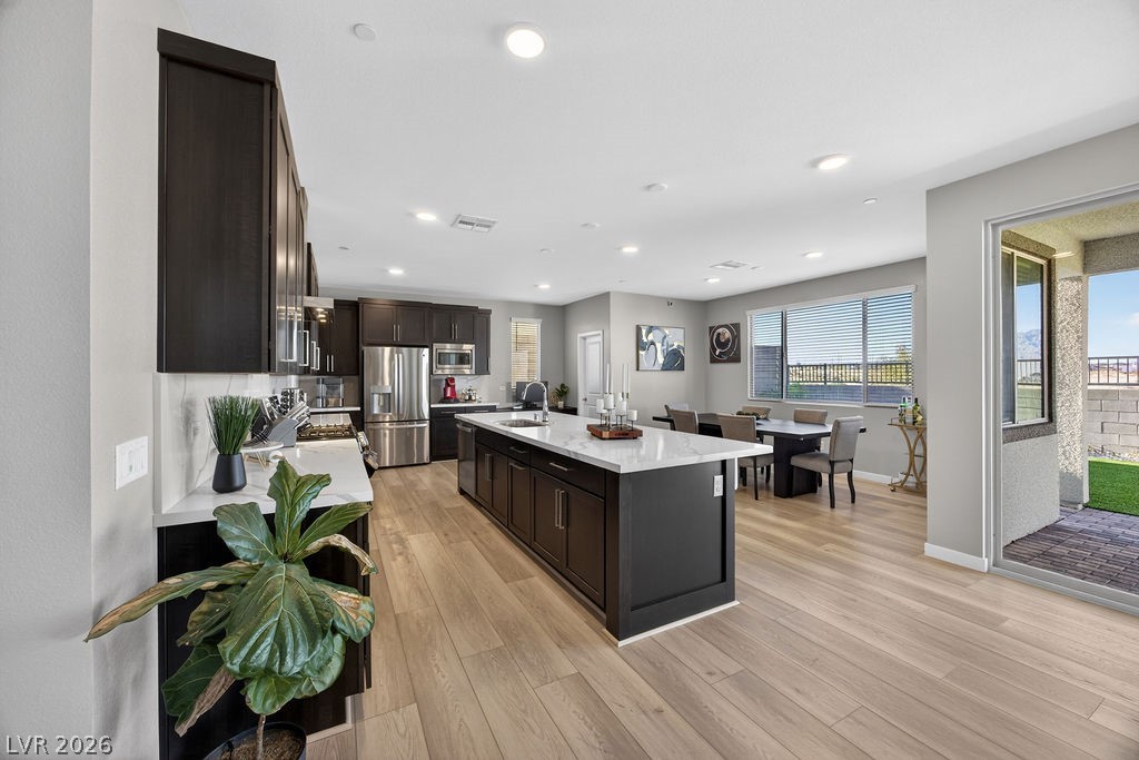 10255 Vonbulin Avenue