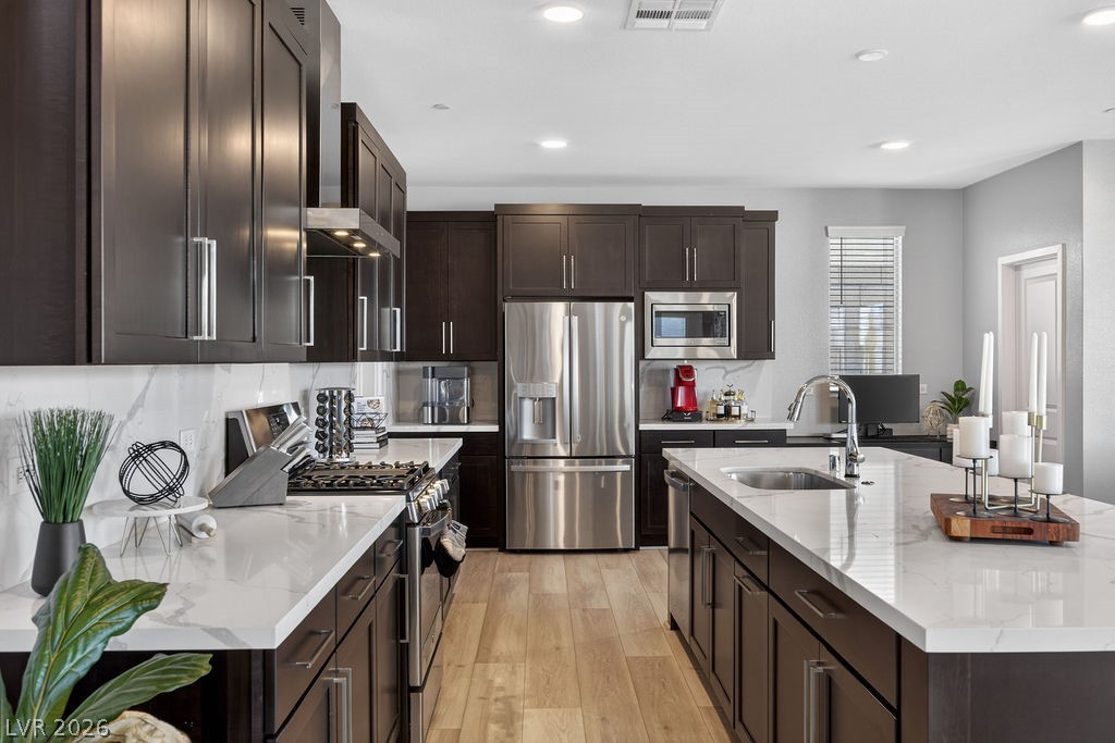 10255 Vonbulin Avenue