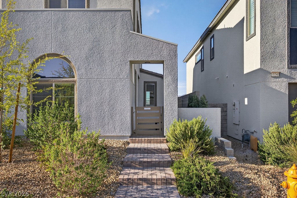 10255 Vonbulin Avenue