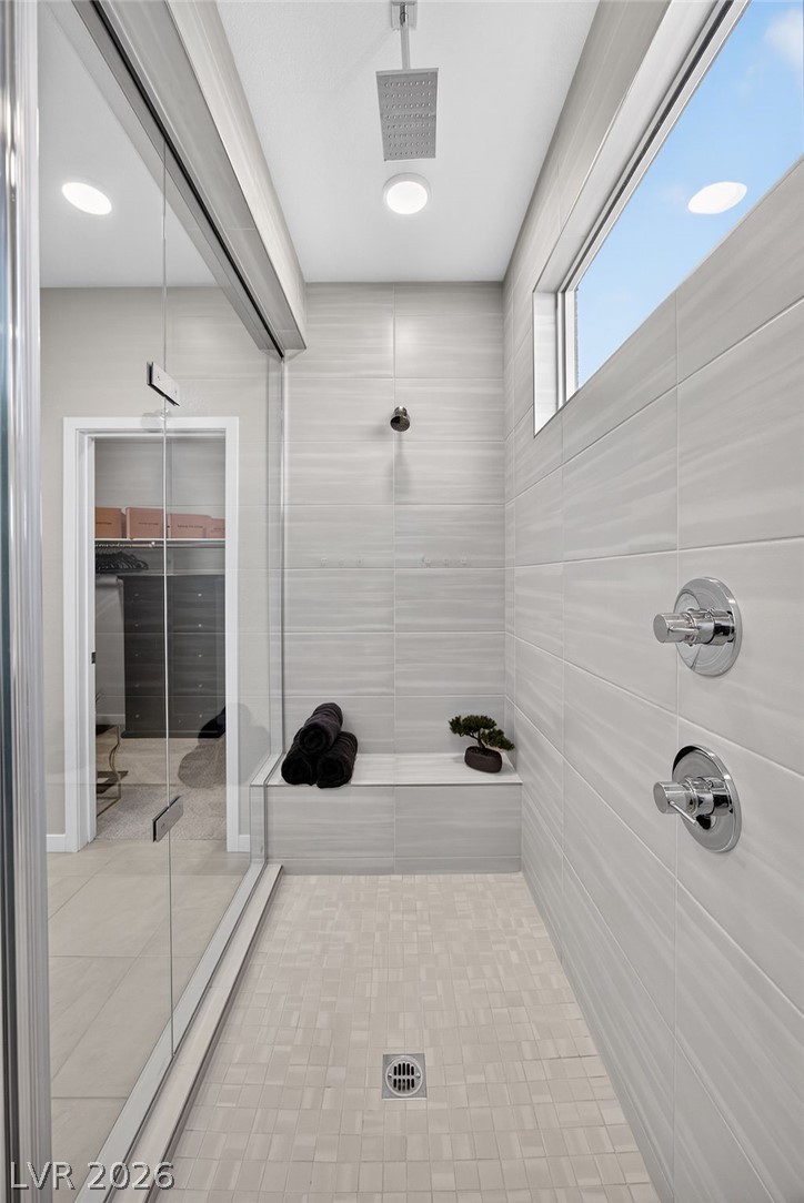 10255 Vonbulin Avenue