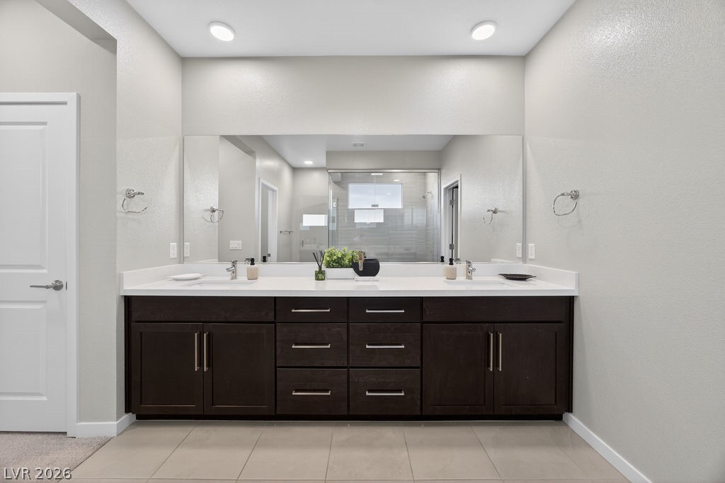 10255 Vonbulin Avenue