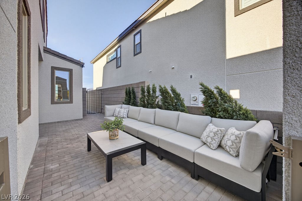 10255 Vonbulin Avenue