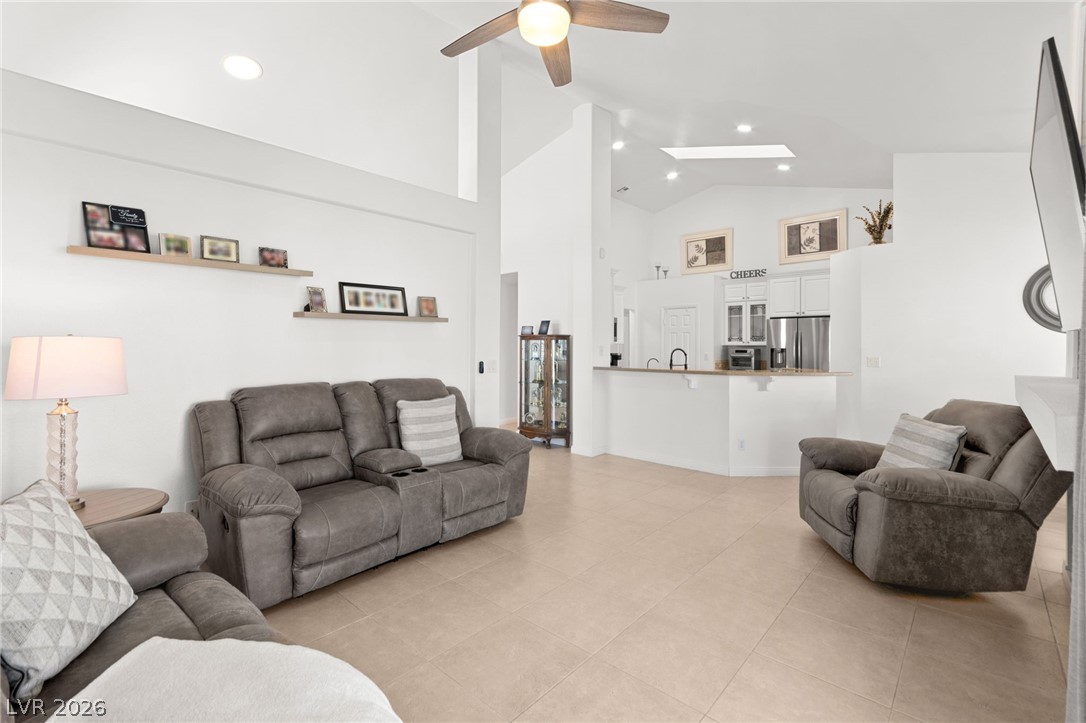 305 Redondo Street