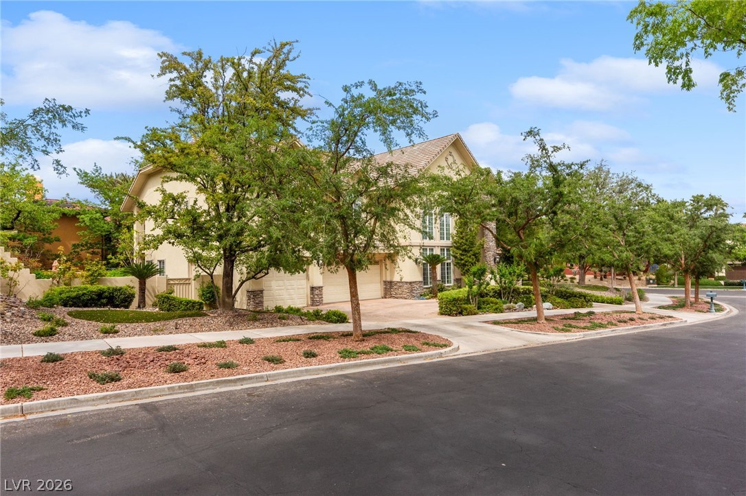 9204 White Tail Drive