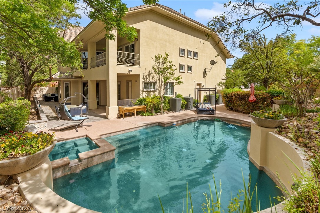 9204 White Tail Drive