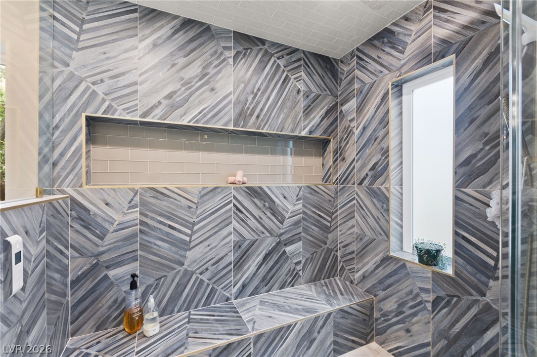 9204 White Tail Drive