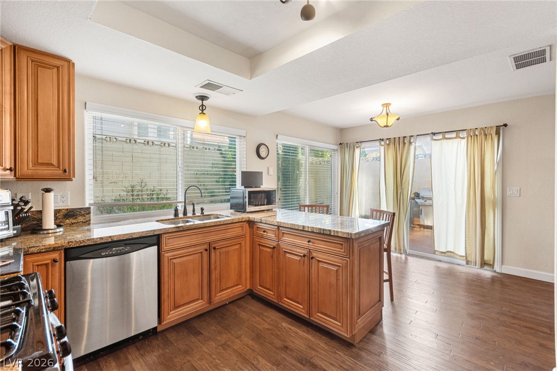8425 Luna Bay Lane