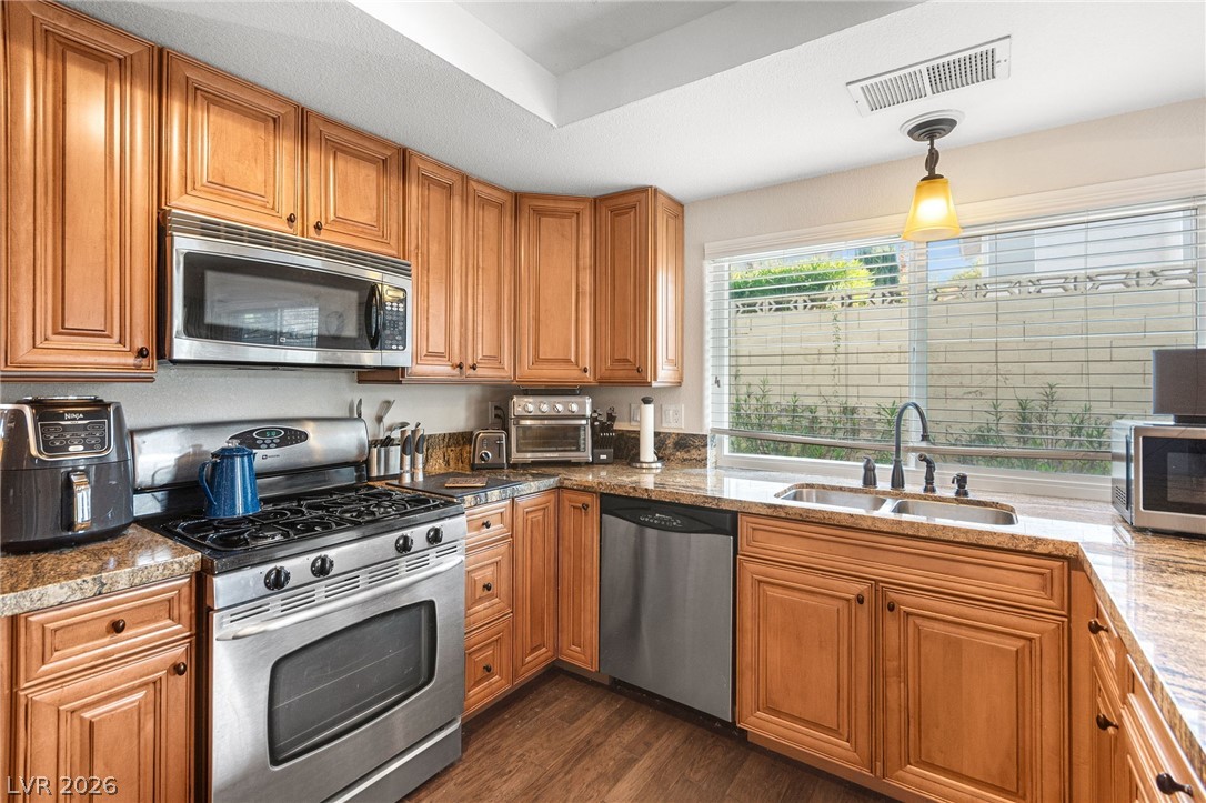 8425 Luna Bay Lane