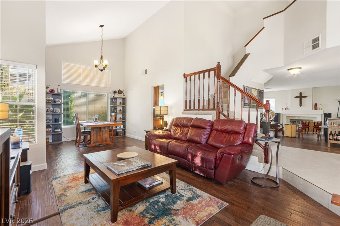 8425 Luna Bay Lane