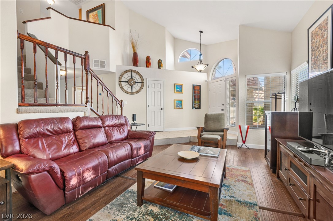 8425 Luna Bay Lane