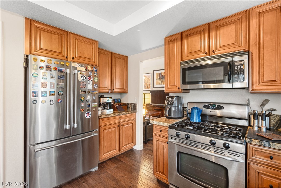 8425 Luna Bay Lane