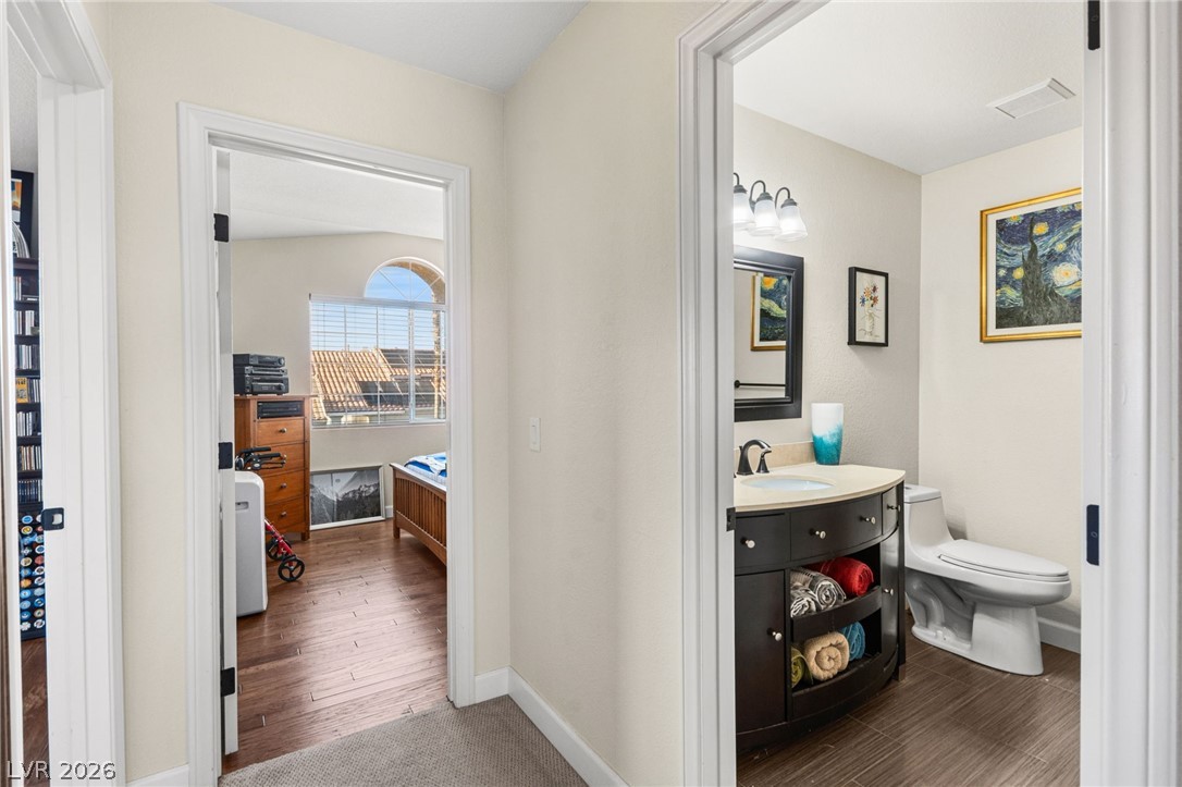 8425 Luna Bay Lane