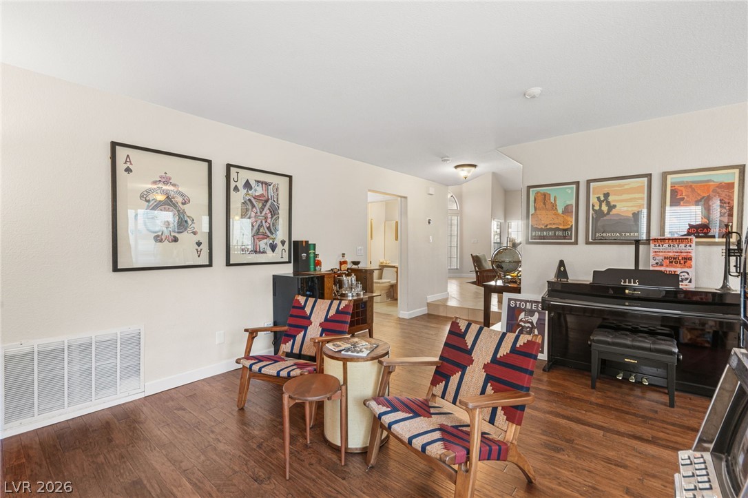 8425 Luna Bay Lane