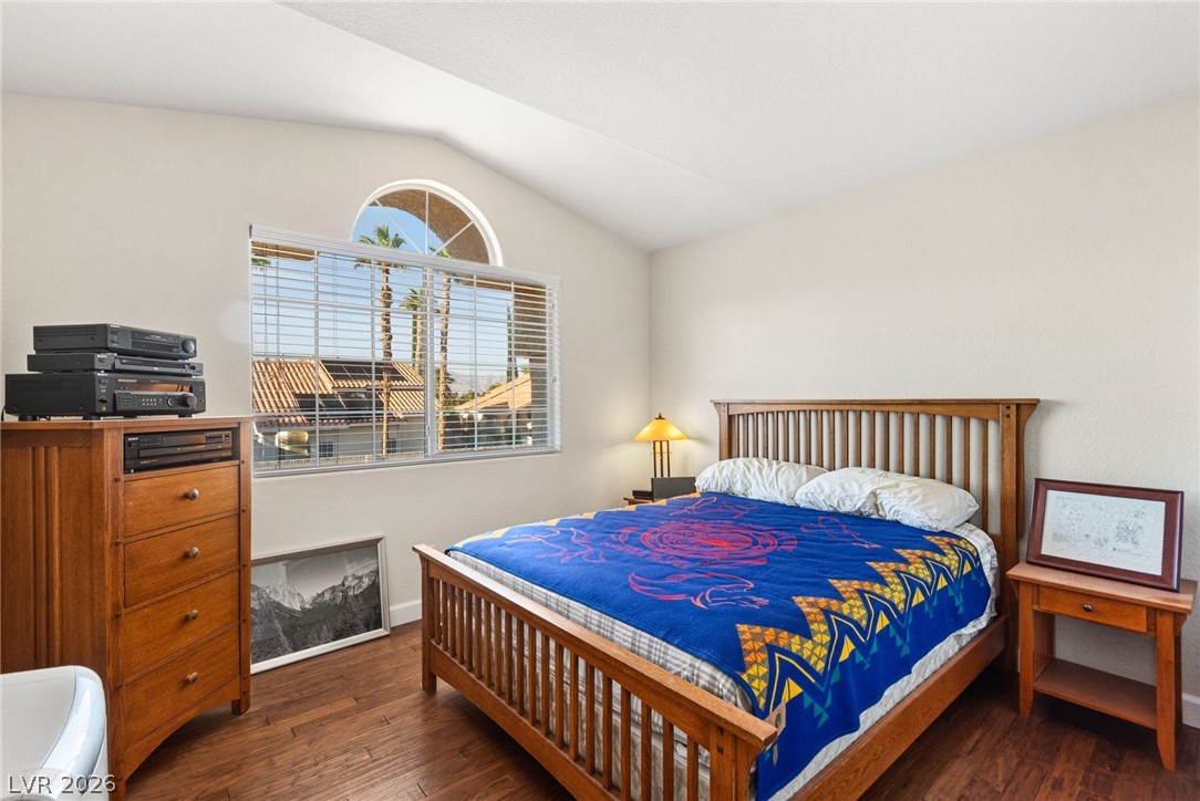 8425 Luna Bay Lane
