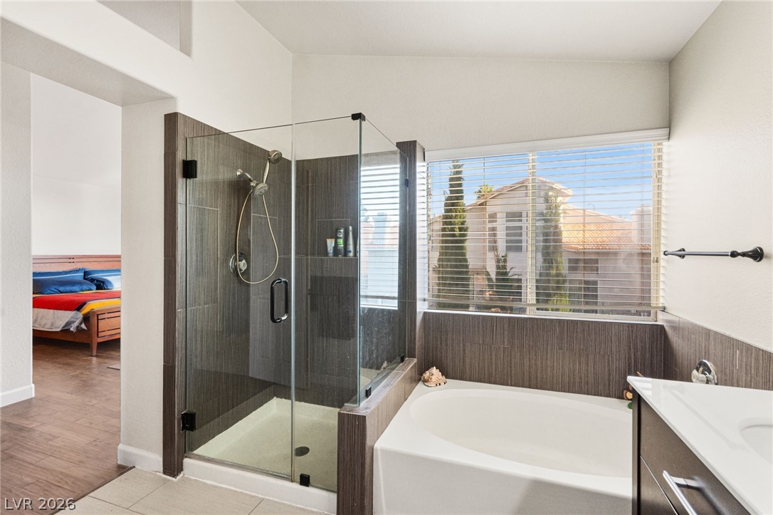 8425 Luna Bay Lane