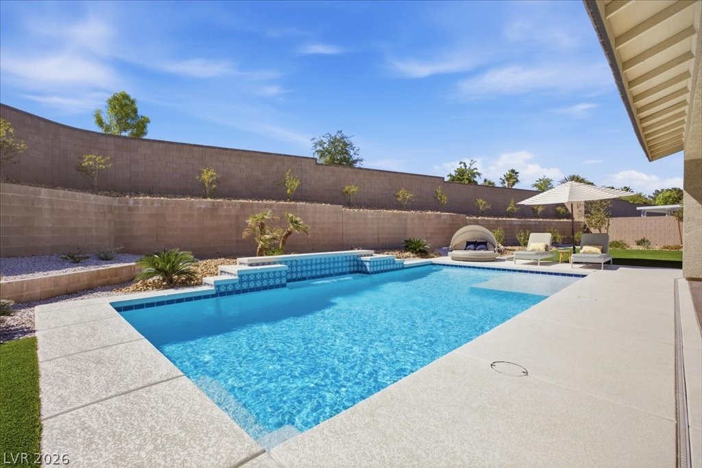 5521 Acadia Leaf Street