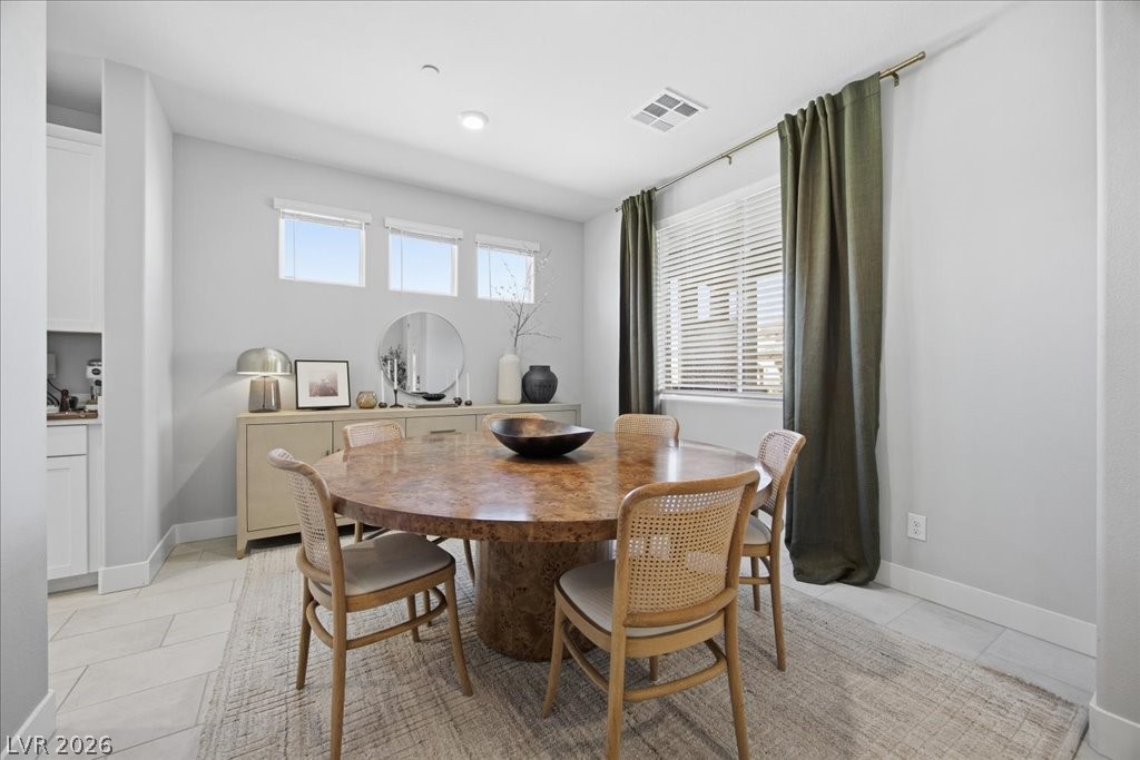 5521 Acadia Leaf Street