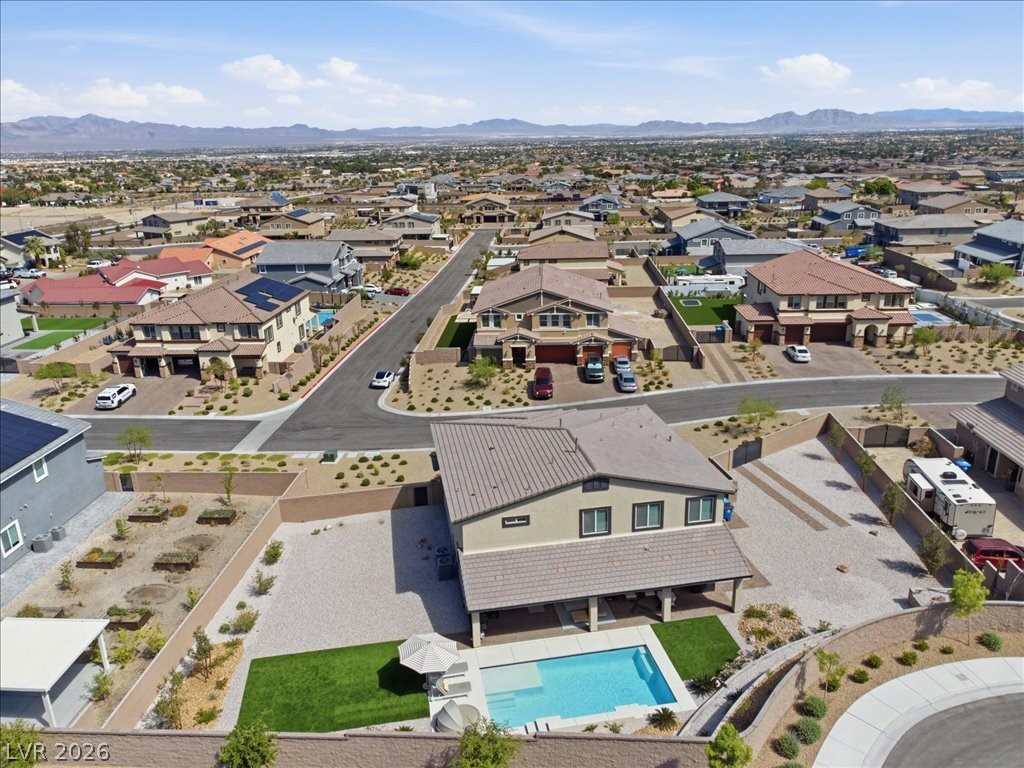 5521 Acadia Leaf Street