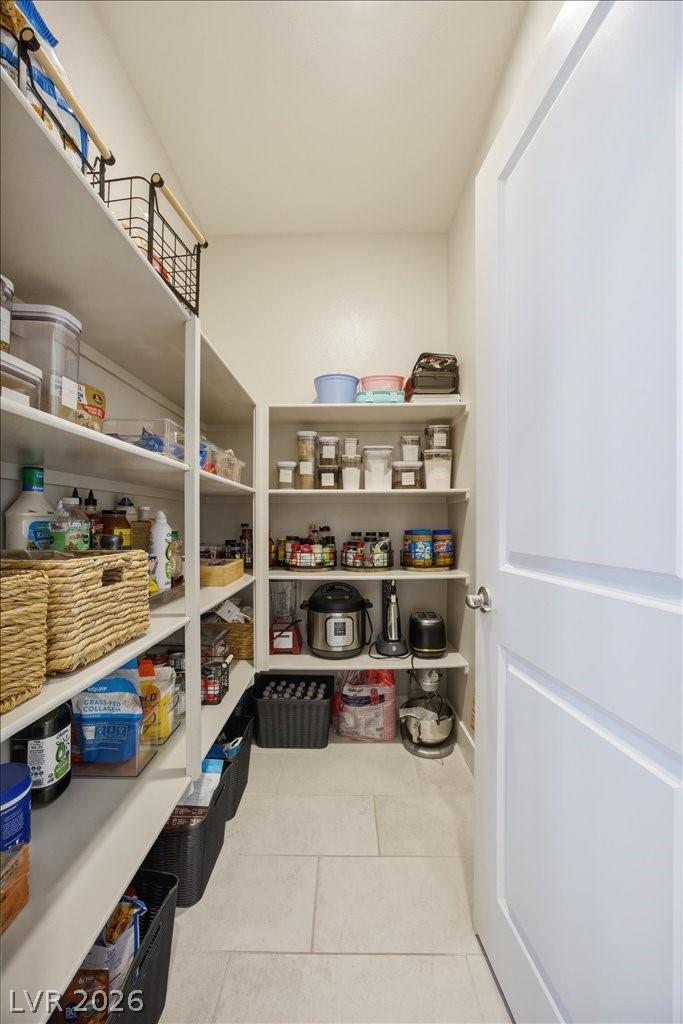 5521 Acadia Leaf Street