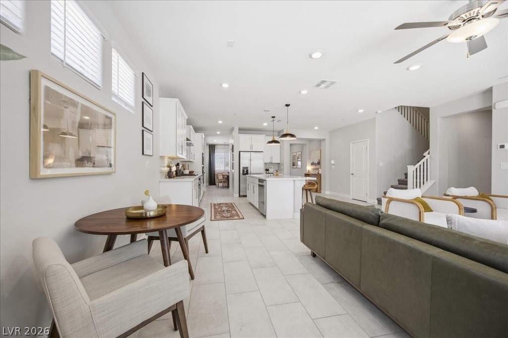 5521 Acadia Leaf Street