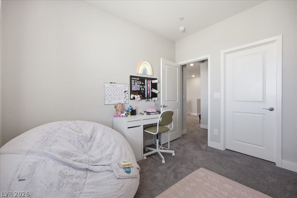 5521 Acadia Leaf Street