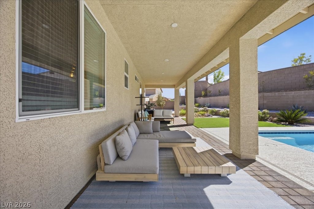 5521 Acadia Leaf Street