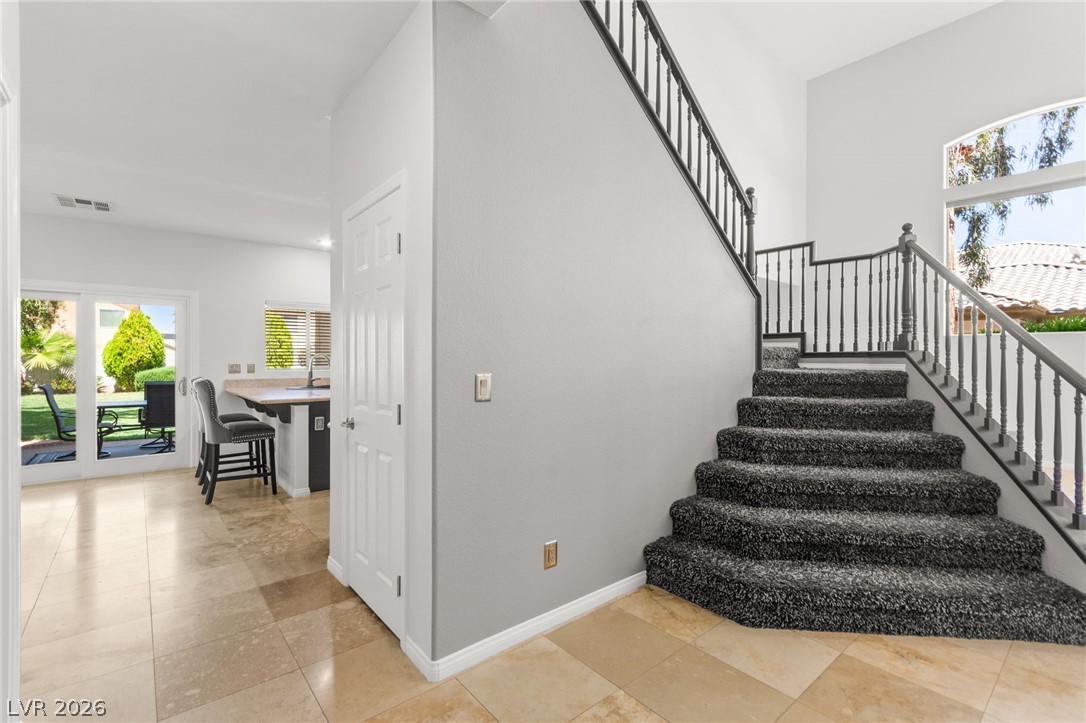 98 Dryden Park Avenue