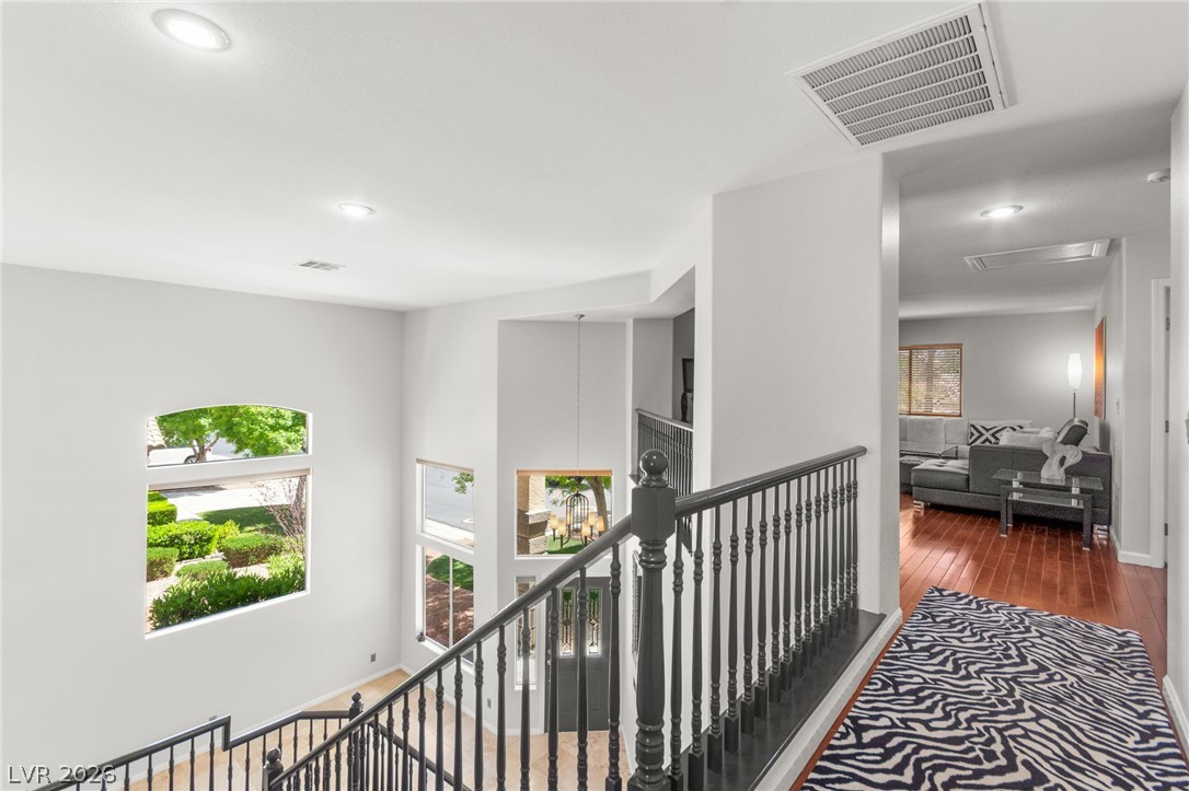 98 Dryden Park Avenue